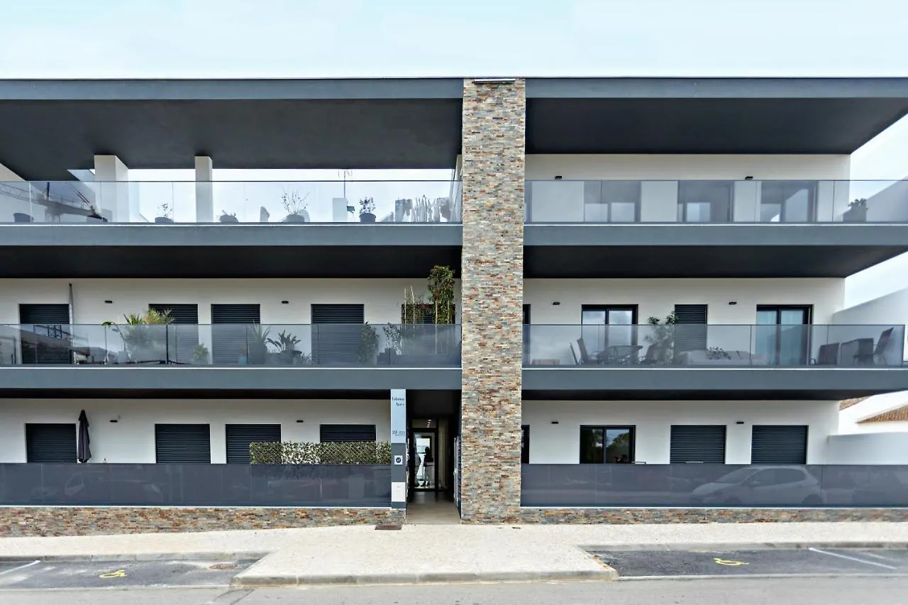Cabanas Space One Тавира 0*,  Португалия